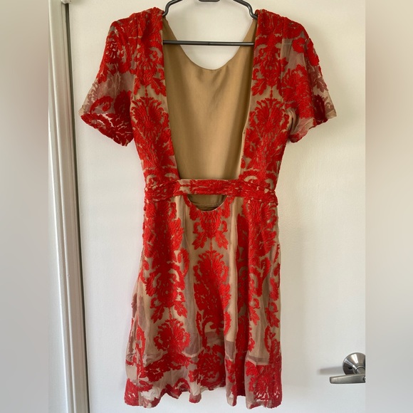 For Love & Lemons San Marcos Red Lace Nude Mini Dress, Sz S - Picture 3 of 7